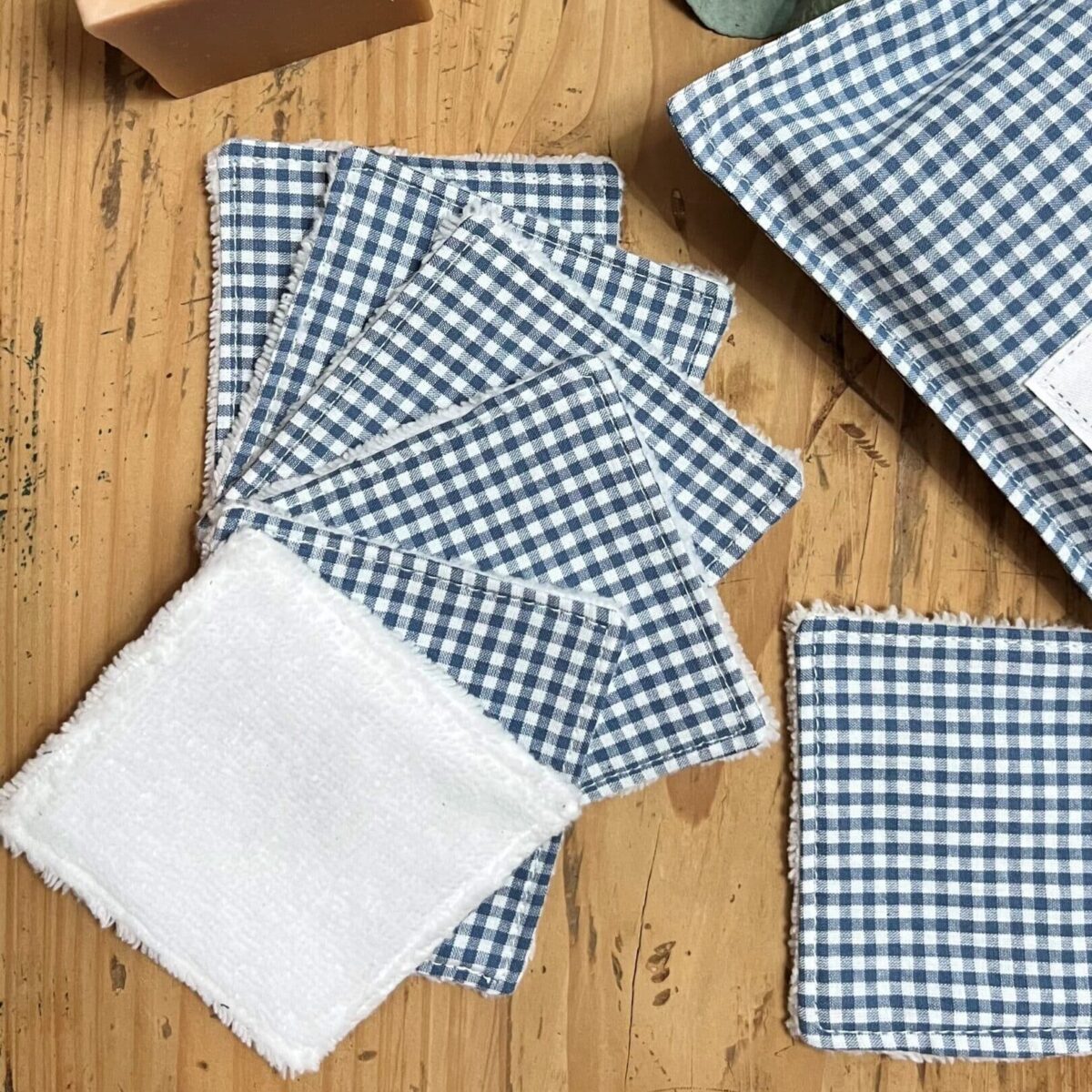 Lingettes démaquillantes vichy bleu, fait main